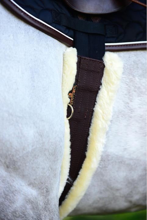 Immagine prodotto Kentucky Horsewear Sottopancia da sella con pelle d'agnello artificiale