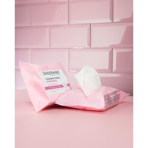 Actual product image Diadermine Essentials Hydrating (Cleaning cloths)