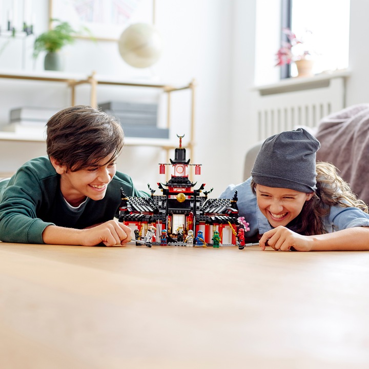 Actual product image LEGO Monastery of the Spinjitzu (70670, LEGO Ninjago)