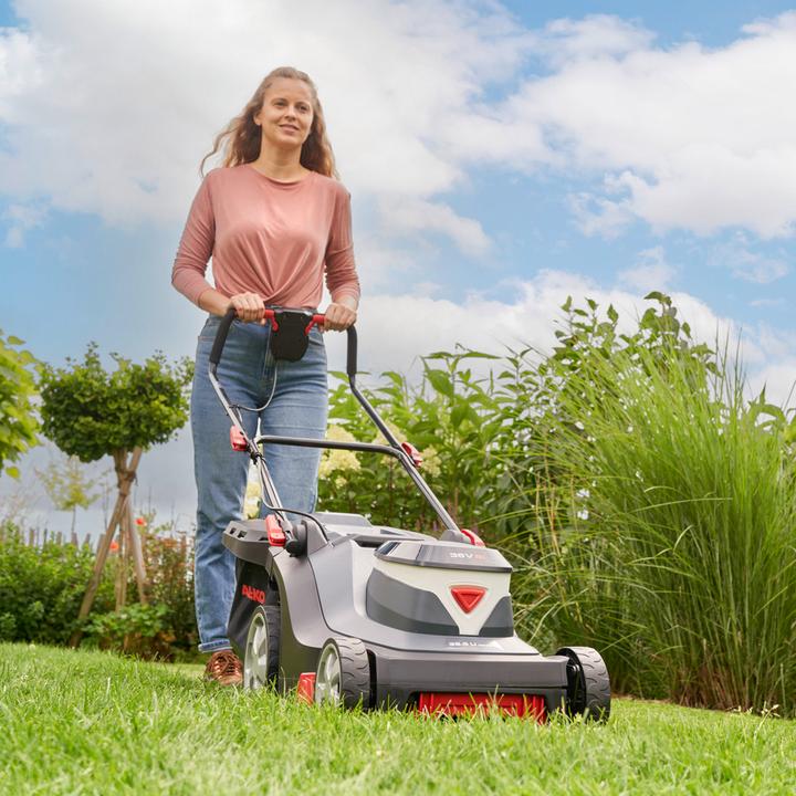 Produktbild AL-KO Accugrasmaaier mit zentraler Höhenverstellung, Mulchfunktion und klappbarem Griff (Akkubetrieb)