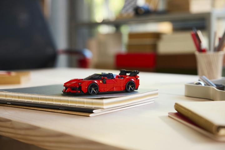 Image du produit LEGO Ferrari SF90 XX Stradale Sportwagen (77254, LEGO Speed Champions)