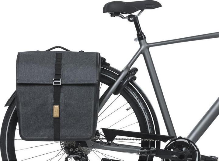 Actual product image Basil Navigator M (14 l, Luggage carrier bag)