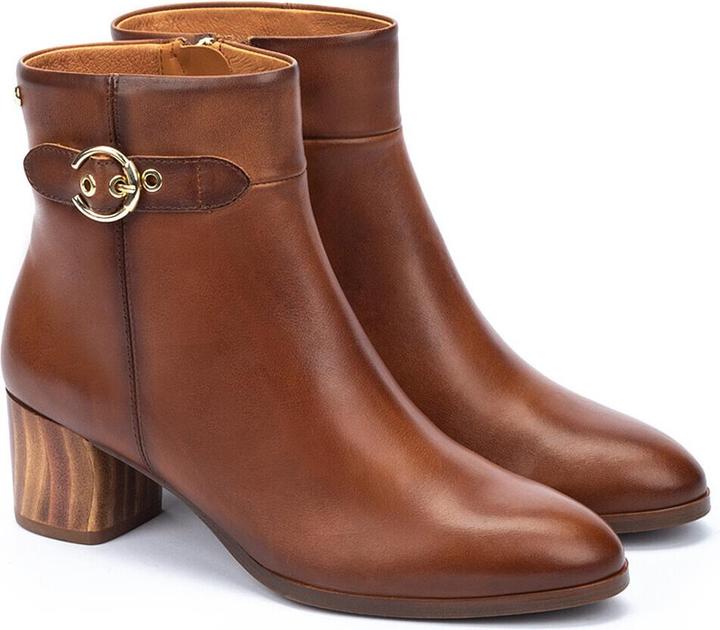 Actual product image Pikolinos Calafat (42)
