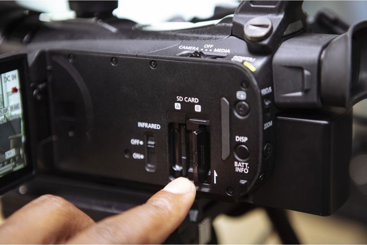 Productafbeelding Canon XA-60 (21.14 Mpx, 30p, 20 x)