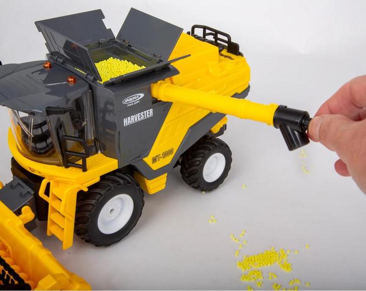 Actual product image Jamara MT-1000 combine harvester 1:24 2.4GHz wheat and maize with smoke and play grain