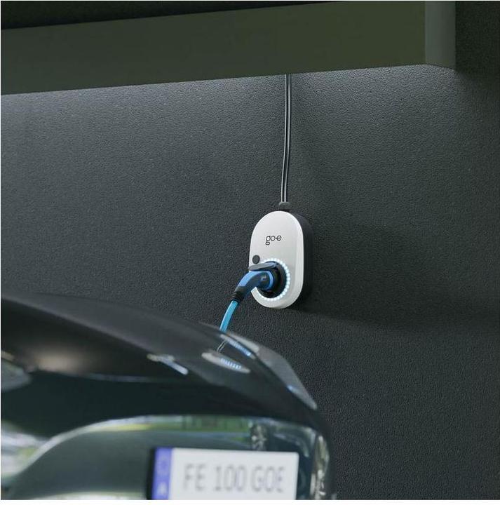 Actual product image Go-E Gemini 22 kW charging station (Type 2, 22 kW, 32 A, Hard wired)