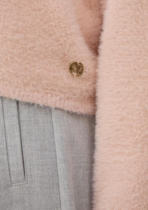 Produktbild s.Oliver Strickpullover Flauschiger Pullover mit U-Boot-Ausschnitt (40)