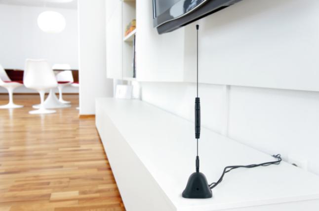 Produktbild Schwaiger HD Stabantenne (Zimmerantenne, 35 dB, DVB-T / -T2, DAB/ DAB+)