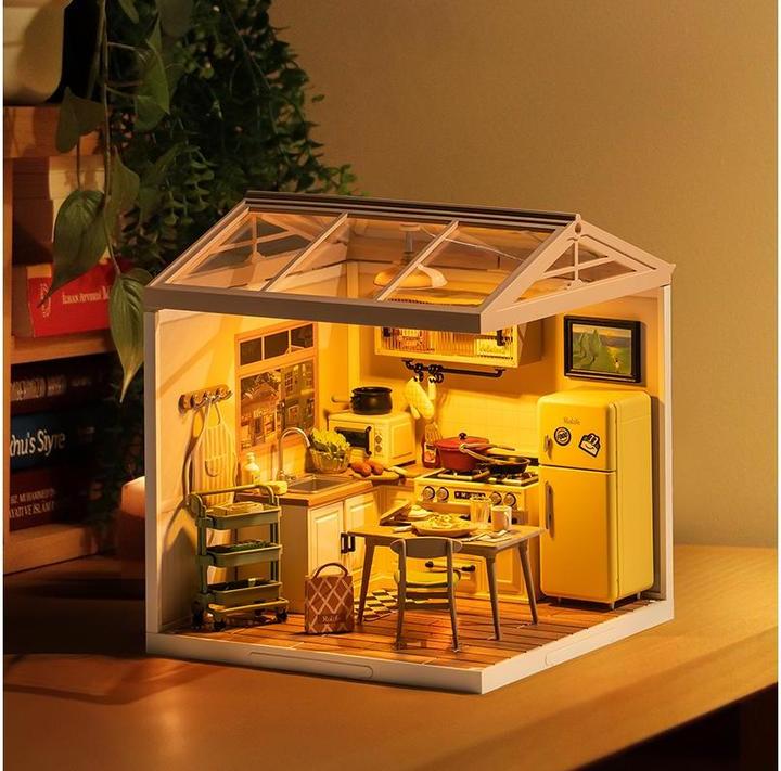 Actual product image Rolife Happy Meals Kitchen - Diorama