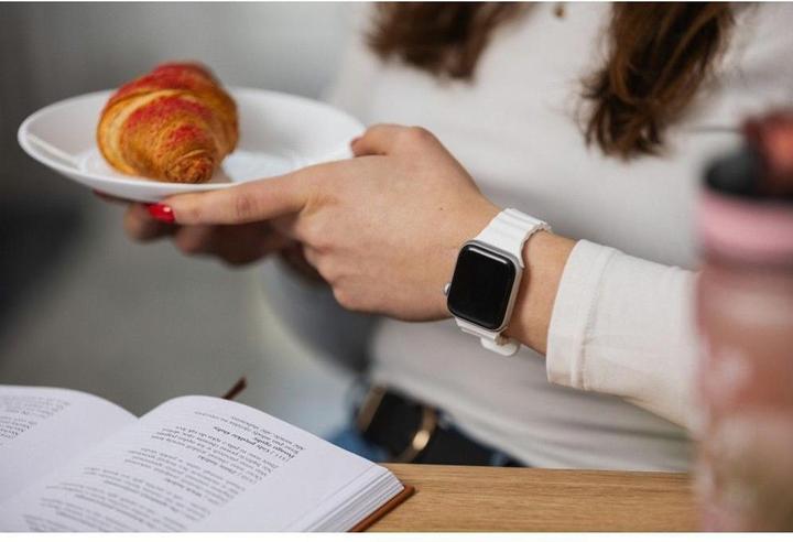 Actual product image Forcell Strap F-DESIGN FA12 strap for APPLE Watch 42 / 44 / 45 / 49 mm yellow (Polyester)