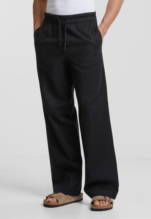 Actual product image Urban Classics Loose Cotton Linen Pants - 161165 (S)