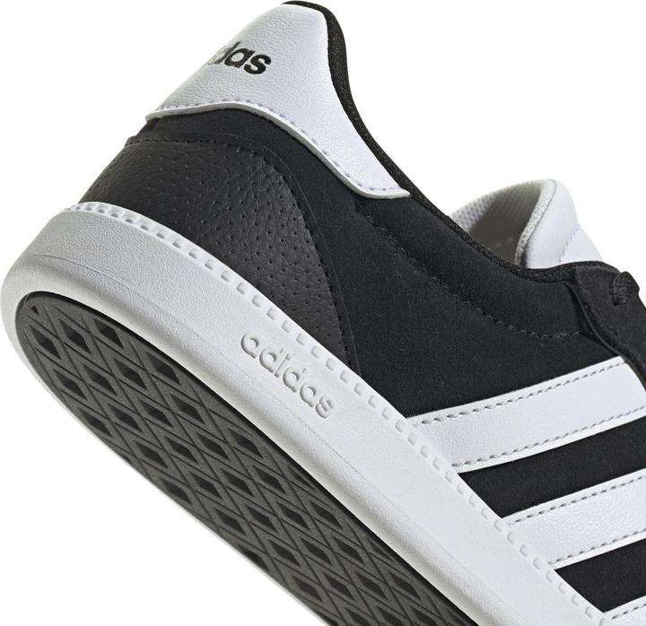 Actual product image adidas Breaknet Sleek (42)