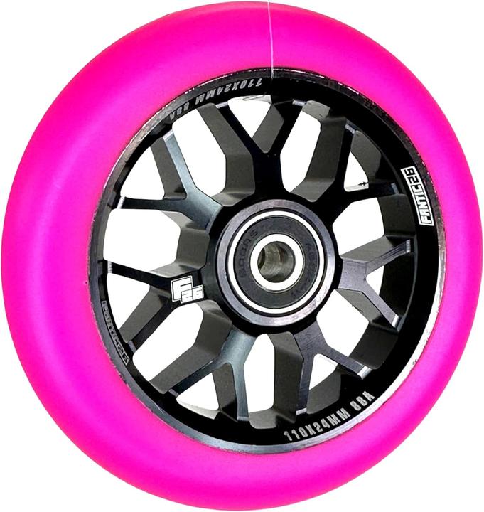Nero, Pink
