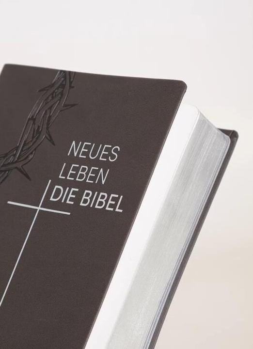 Produktbild Neues Leben. Die Bibel, Standardausgabe, Kunstleder schwarzplatin (Deutsch, 2022)