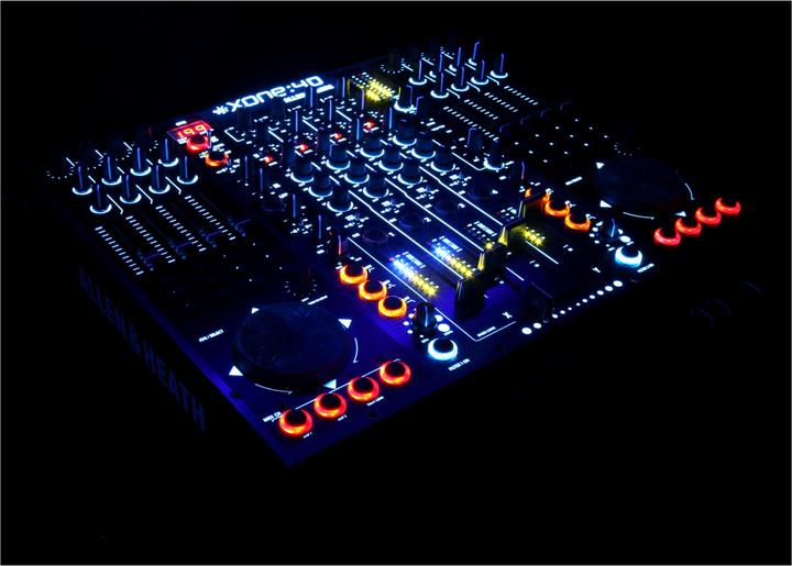 Actual product image Allen & Heath Xone:4d