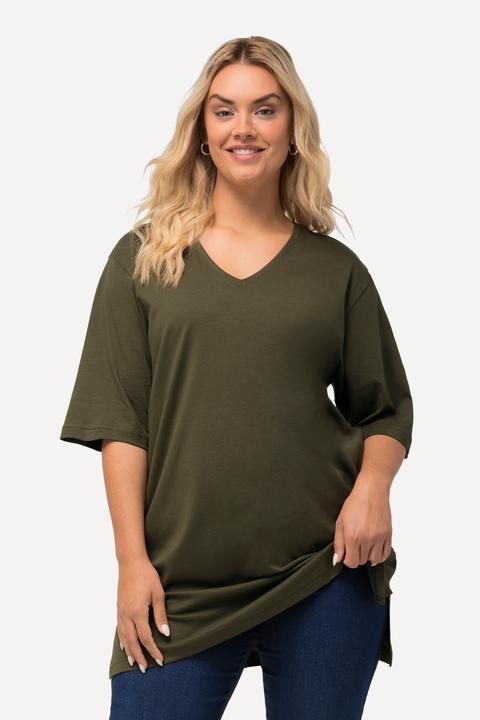 Actual product image Ulla Popken Basic V-Neck Relaxed Fit Short Sleeve Tee (68)