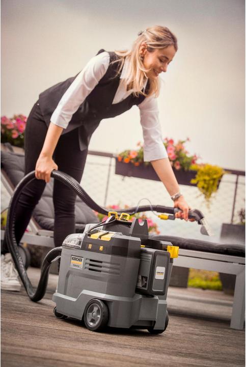 Actual product image Kärcher Professional Battery Spray Extractor Puzzi (Wet dry vacuum cleaner)