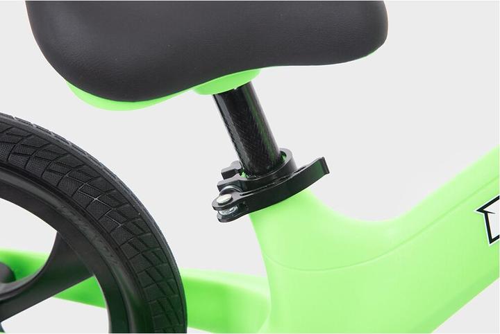 Produktbild TickiT WHIZZ - Leichtes Kinder-Laufrad - Leicht, Robust & höhenverstellbar (Grün)