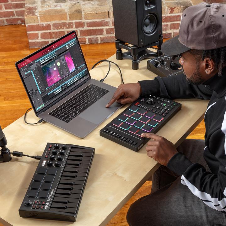 Actual product image Akai Professional MPC Studio (Controller)