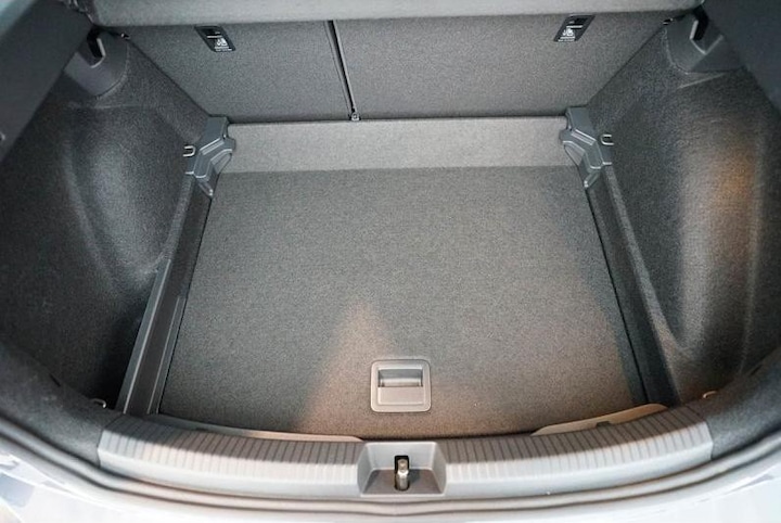 Actual product image Aristar Boot tray for VW Taigo from 09.2021- (recessed loading area)