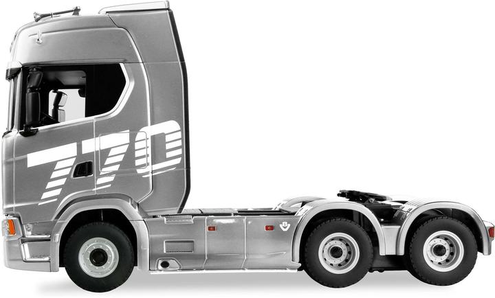 Image du produit Amewi Scania 770 S Zugmaschine 6x4 1:18 RTR silber (RTR Prêt à fonctionner)