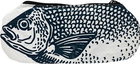 Produktbild Bekos Upcycling - Brillenetui R aus recyceltem Fischfuttersack weiss