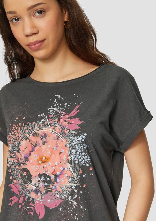 Produktbild S.Oliver T-Shirt Oversize-Shirt in gewaschener Optik mit Frontprint (XS)