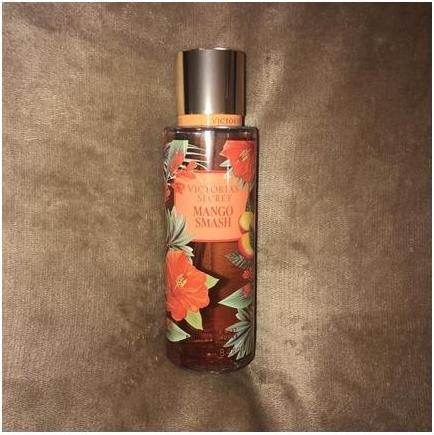 Actual product image Victoria's Secret Mango Smash (250 ml, Body & hair fragrance spray)