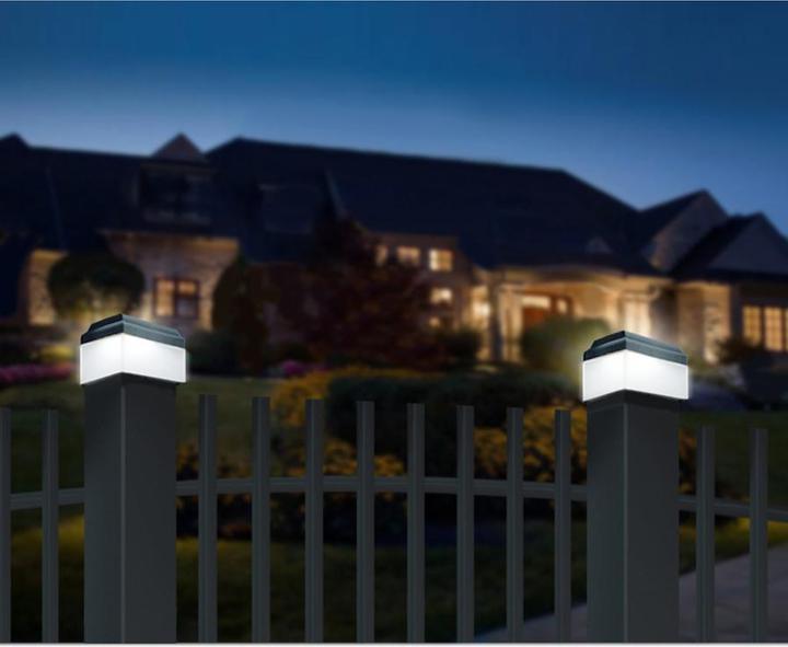 Productafbeelding Greenblue Solar Tuinpaal Solar Lamp 61 x 61 x 45mm GroenBlauw GB126 (IP44)