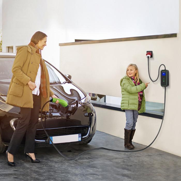 Produktbild Qoltec Mobiles EV-Ladegerät (Typ 2, 11 kW, 16 A, CEE 32)
