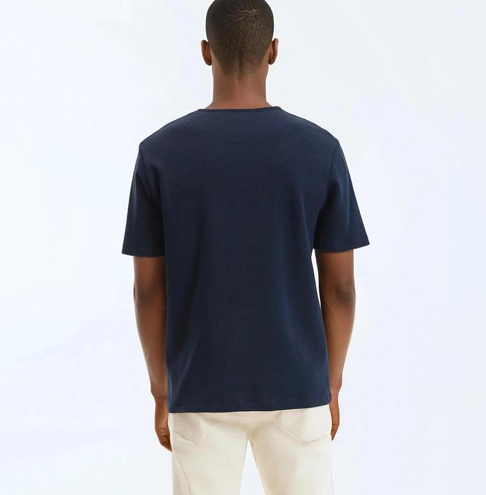 Image du produit La Redoute Collections Haut en forme de t-shirt avec encolure ronde et petite patte de boutonnage (3XL)