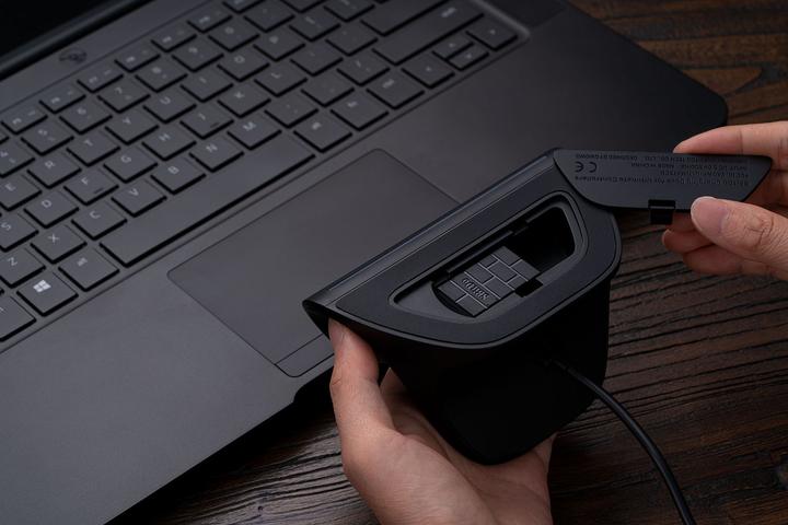 Actual product image 8bitdo Ultimate 2.4G (Android, PC)