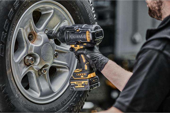 Image du produit DeWalt DCF 900 (Clé à chocs)
