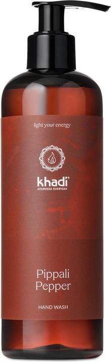 Cedar wood, Vanilla, Eucalyptus, Cardamom, Nutmeg, Clove, Black Pepper