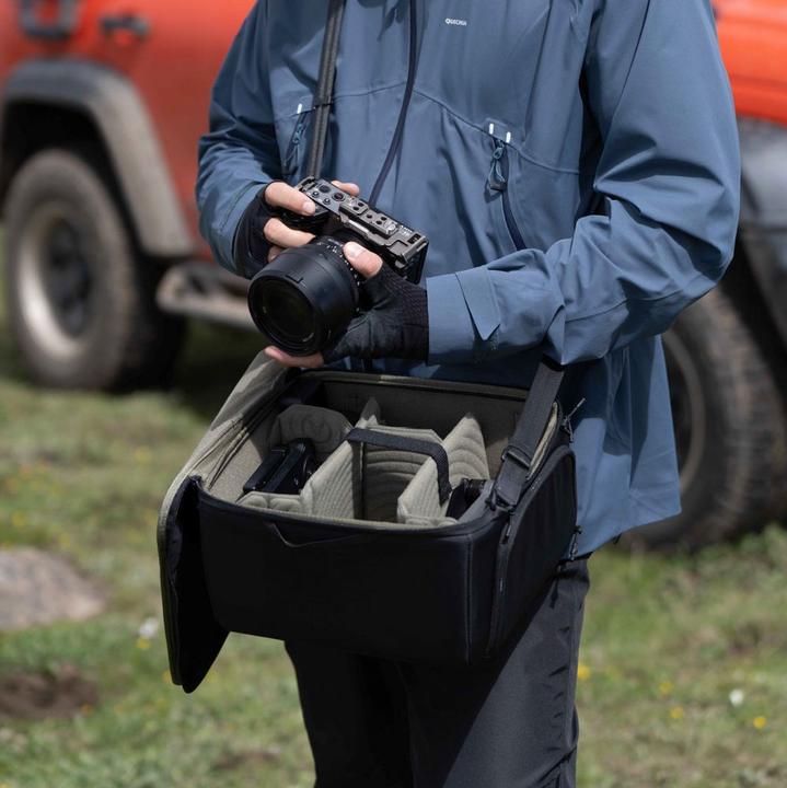 Actual product image Pgytech Insert M (Camera shoulder bag)