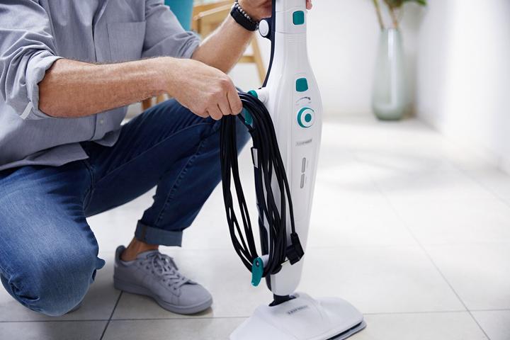 Actual product image Leifheit CleanTenso Upright Steam Cleaner (1200 W)
