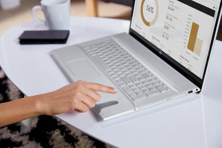 Produktbild HP 17-CE0001NG – 128GB+1TB – 6JA08EA#ABD (17.30", Intel Core i5-8265U, 8 GB, 128 GB, DE)