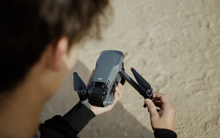 Produktbild DJI Mavic 3 (46 min, 895 g, 20 Mpx)