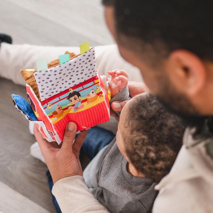 Produktbild Tomy Lamaze Peek-A-Moo Friendly Barn