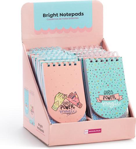 Actual product image Miquelrius Girls Power magic notebook (Plain)
