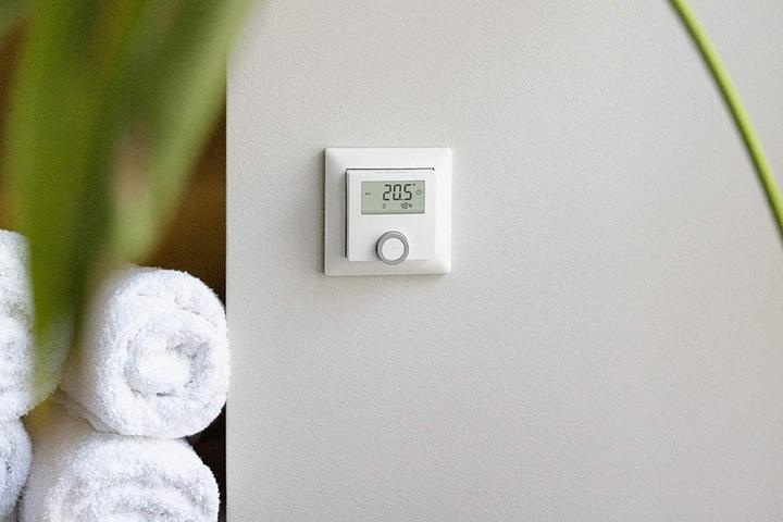 Productafbeelding Bosch Smart Home Smart Home Kamerthermostaat Vloerverwarming 24V