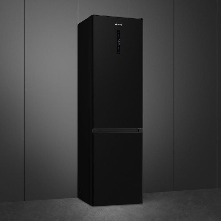 Produktbild Smeg RC21KDNMC (361 l)