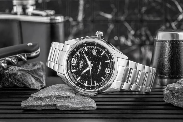Produktbild Casio Edifice - EF-121D-1AVEG (Analoguhr, 40 mm)