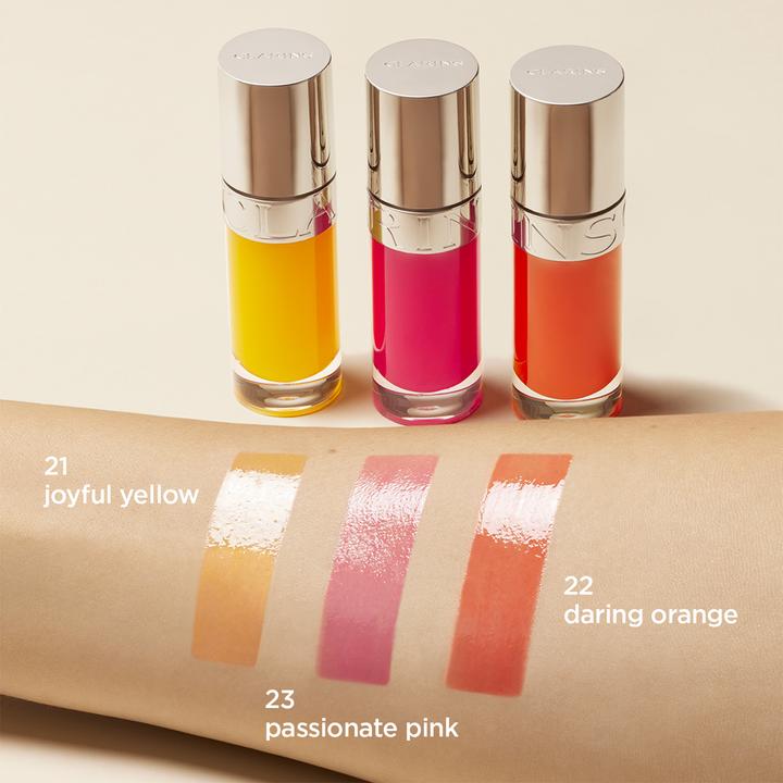Image du produit Clarins Lip Comfort Oil Power of Colours 21 Joyful Yellow 7ml (21)