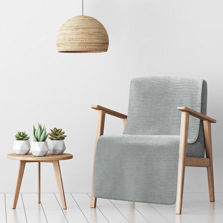 Actual product image Eurofirany DESIGN 91 AMBER blanket armchair cover, very soft to the touch, with 3D textured pattern made of (70 x 160 cm)