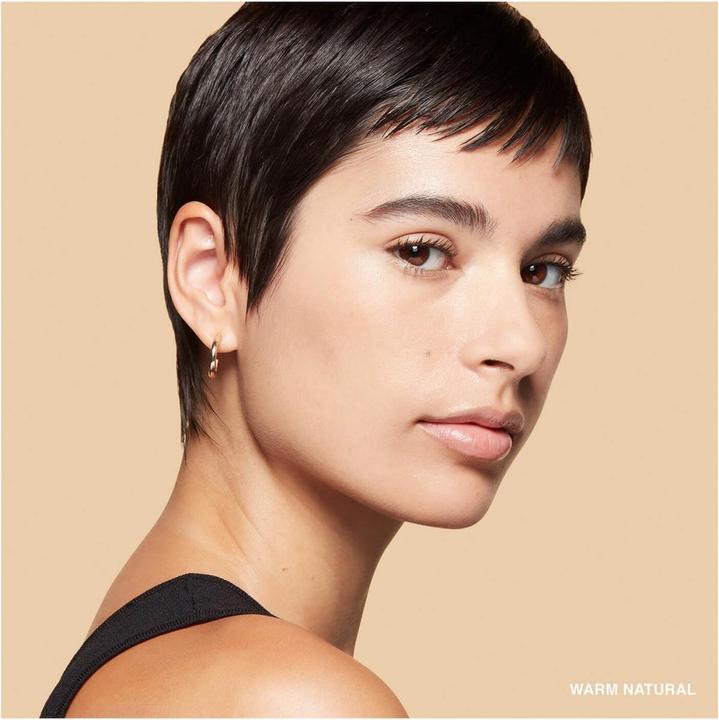 Actual product image Bobbi Brown Sheer Finish Pressed Powder Warm Natural (Warm Natural)
