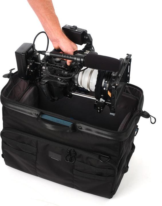 Actual product image Tenba Schoudertas Video Cineluxe 24 (V2) (637-526) (15637526000000) (Camera shoulder bag, 24 l)
