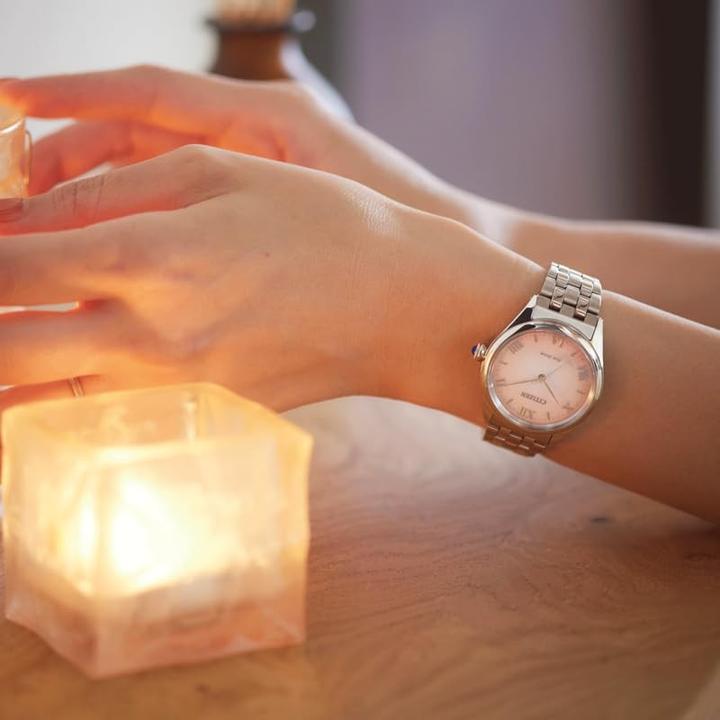 Immagine prodotto Citizen EM1140-80X (Orologio da polso analogico, 33 mm)