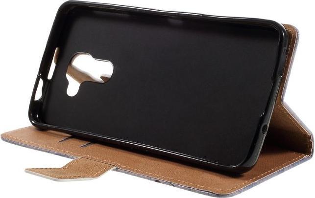 Actual product image MU Style Leather case with USA flag and cat (DTEK60)