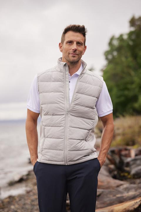 Actual product image Cutter & Buck Oak Harbor Vest Men (L)